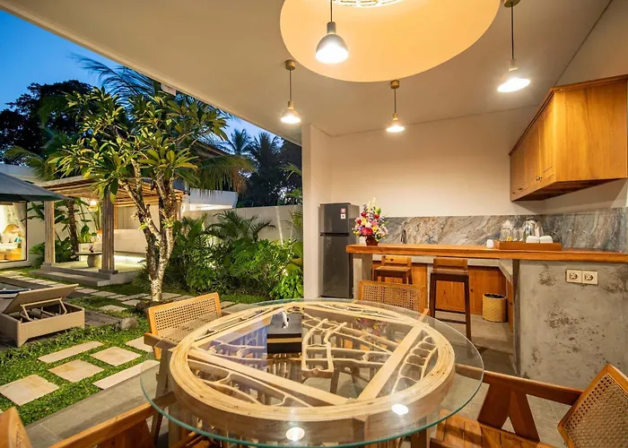 Golden Bee Villa