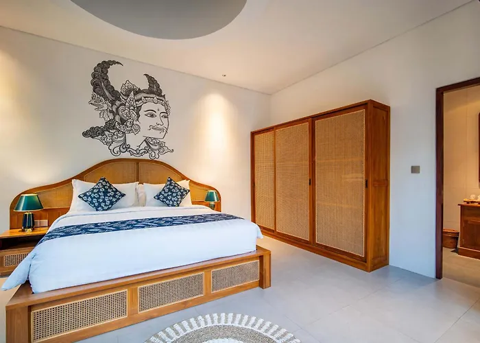 Golden Bee Villa
